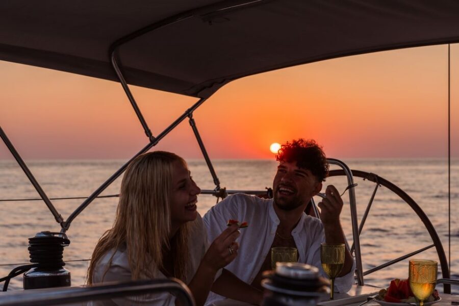 Heraklion: Sunset Sailing Cruise Dia Island with Snorkeling - Getting In and Out: Meeting Point and Drop-Off Coverage