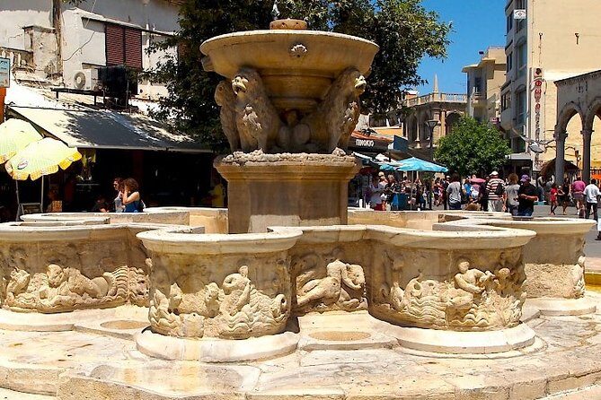 KNOSSOS & HERAKLION CRETE, day professional guided coach tour - What it really costs: entrance fees, lunch, and the small add-ons